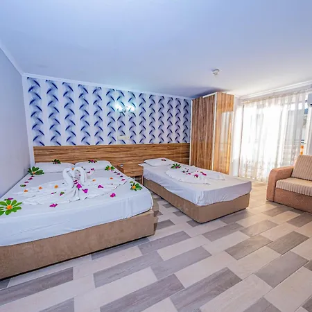 Hotel Elysium Elite &