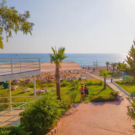 Hotel Elysium Elite & 4*