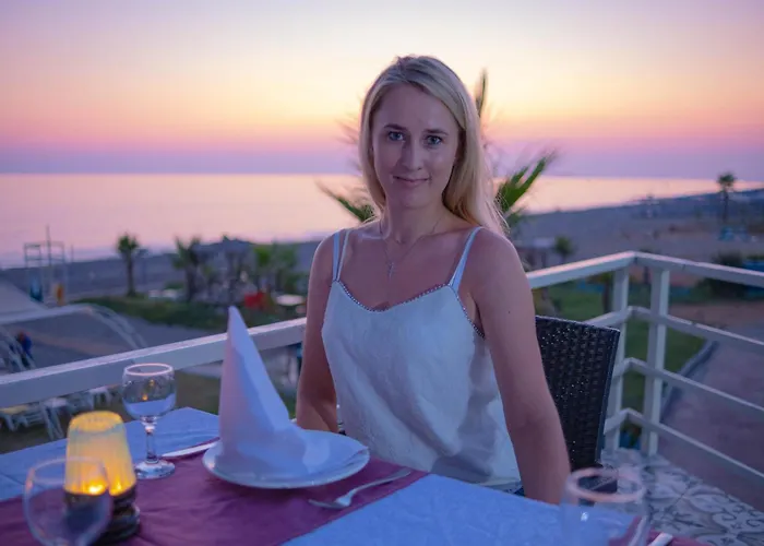 호텔 Elysium Elite & 4*